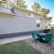 Tiny Home with Mountain Views BBQ & Family Perks - وودلاند بارك