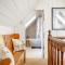 Loch Ness village cottage for 2 with free parking & pets welcome