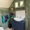 Loch Ness village cottage for 2 with free parking & pets welcome