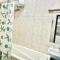 Crystal Apartments Entebbe Uganda Next to UN Base - 恩德培