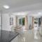 Simona Villa 3
