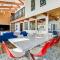 Decks and Views Waterfront Shelton Home - 雪尔顿