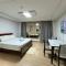 Deluxe Studio in Clark facing Lake with Kitchenette - 安吉利斯