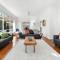 The Spacious & Elegant Vacation Haven - Glenside