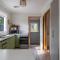 Cosy Ulverstone Getaway with Parking