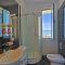 The Salt House - 2BR, First Row, Beachfront