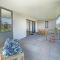 Elegant Batemans Bay Stay with Golf Course Views