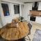 Stylish apartment for short & long-term stays - Niederdorla