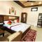 DALHOUSIE HOTEL S A H A R A - Near Bus Stand - Hygiene & Spacious Room - Banikhet