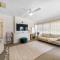 Belle Escapes - Glenelg Hideaway Bliss