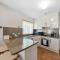 Belle Escapes - Glenelg Hideaway Bliss