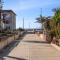 Beachside Apartment with Laundry AC Patio - هيرموسا بيتش