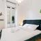 Stylish 2-Bed Apartment in Gare, Near Cafes & Shop