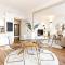Stylish 2-Bed Apartment in Gare, Near Cafes & Shop