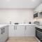 Stylish 2 Bed Property with parking - Hogganfield
