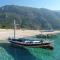 Karbel Beach Hotel
