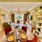 Tropical Cozy 1 - Bedroom Apartment