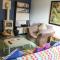 Charming Cotswold stone cottage in the Oxfordshire countryside