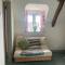 Charming Cotswold stone cottage in the Oxfordshire countryside