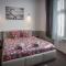 70s Guest room
