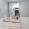 Sojourn Spacious Family Retreat with Fenced Backyard - 诺福克