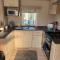 2 Bedroom Lakeview Lodge - Ensuite & Balcony Deck