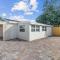 Charming 2 Bed 1 Bath Cottage in WPB - ويست بالم بيتش