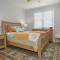 Oceanfront, Ocean Views, Wifi, Beach Badges, Decks, Spectacular Oceanfront -- With Fantastic Views -- Located In Prestigious Harvey Cedars, Just, - Harvey Cedars
