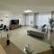 C&V 3 Personen 2 Zimmer WLAN SmartTV Boxspringbett - 凯撒斯劳滕