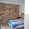 Flores Apartament - 卡托维兹