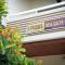 Piale Palms Makenzie Beach Front Apartment, Larnaca