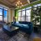 Skyline 2BR in South Loop Chicago with Optional Parking & Gym Access Near McCormick Place, Soldier Field and Lakefront