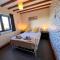 4 Bedroom Detached Farmhouse Mountain Views