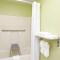 Days Inn by Wyndham Springfield