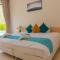 Alhambra Pool Villas and Pool Access Rooms - Bankata