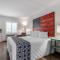 Super 8 by Wyndham Daleville-Fort Novosel