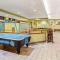La Quinta by Wyndham Appleton College Avenue