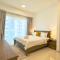 Sleek Living with Sea Views in Damac Heights Marina by Bhavan Vacation Homes