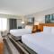 Crowne Plaza Dulles Airport by IHG