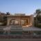 Dyo Beach Suites