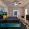 PoolTable-15 Mins to Uptown & DT-King Bed! - Charlotte