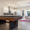 PoolTable-15 Mins to Uptown & DT-King Bed! - Charlotte