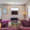 PoolTable-15 Mins to Uptown & DT-King Bed! - Charlotte