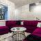 PoolTable-15 Mins to Uptown & DT-King Bed! - Charlotte