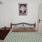 Makenzy Mermaid 2 Bedroom Apartment