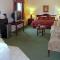Colonie Inn and Suites