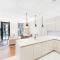 Luxury 1BR in Bluewaters Island