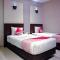 OYO 1009 Hotel Bumi Malaya - 棉兰
