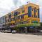 Hotel O Sri Muda Corner Sdn Bhd