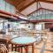 OYO 210 Apple Tree Suites